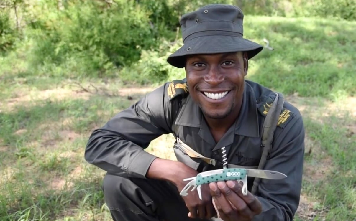 Sheperd with Swiza Knife