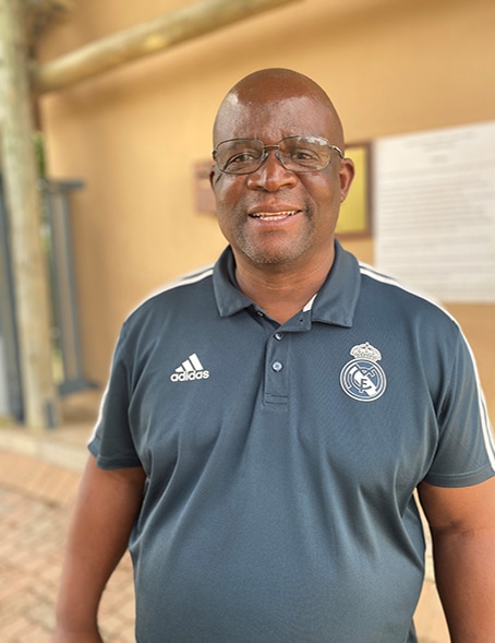 Ernest Hlati